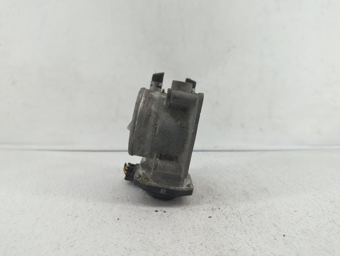 2008-2016 Toyota Highlander Throttle Body P/N:22030-0P050 22030-31030 Fits OEM Used Auto Parts - Oemusedautoparts1.com