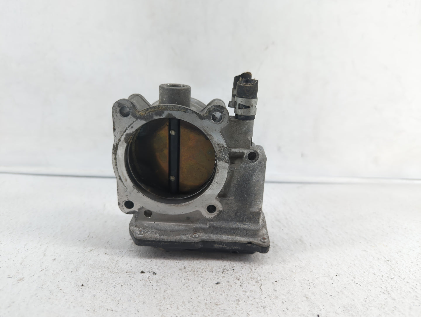 2008-2016 Toyota Highlander Throttle Body P/N:22030-0P050 22030-31030 Fits OEM Used Auto Parts - Oemusedautoparts1.com