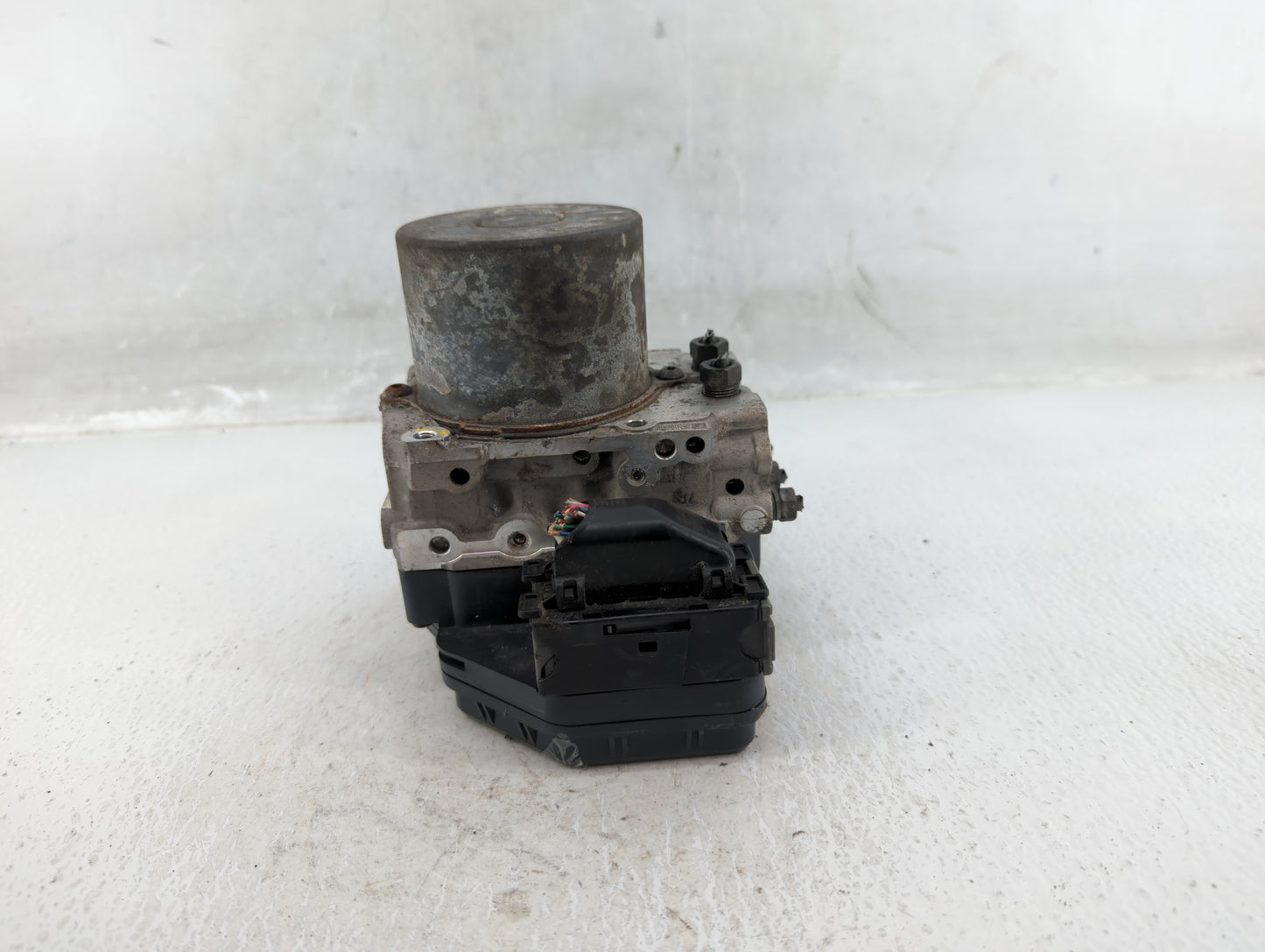 2014-2016 Toyota Highlander ABS Pump Control Module Replacement P/N:89541-48420 44540-0E060 Fits Fits 2014 2015 2016 OEM Use