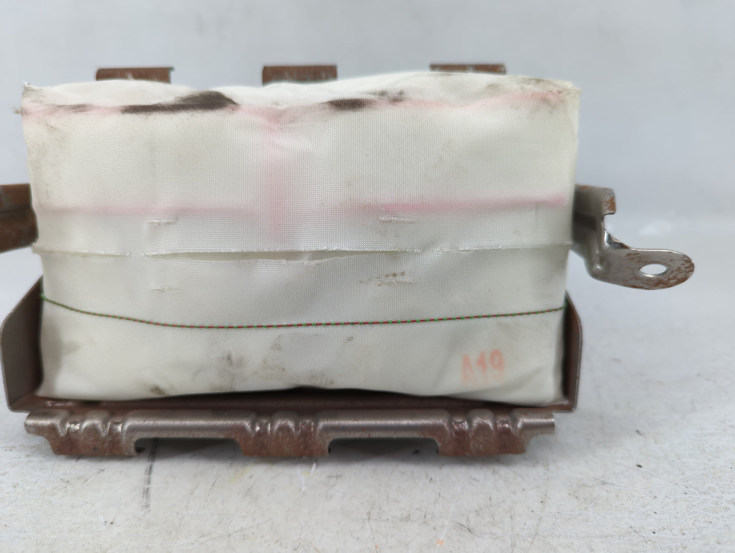2014-2019 Toyota Highlander Air Bag Passenger Right Dashboard Oem - Oemusedautoparts1.com