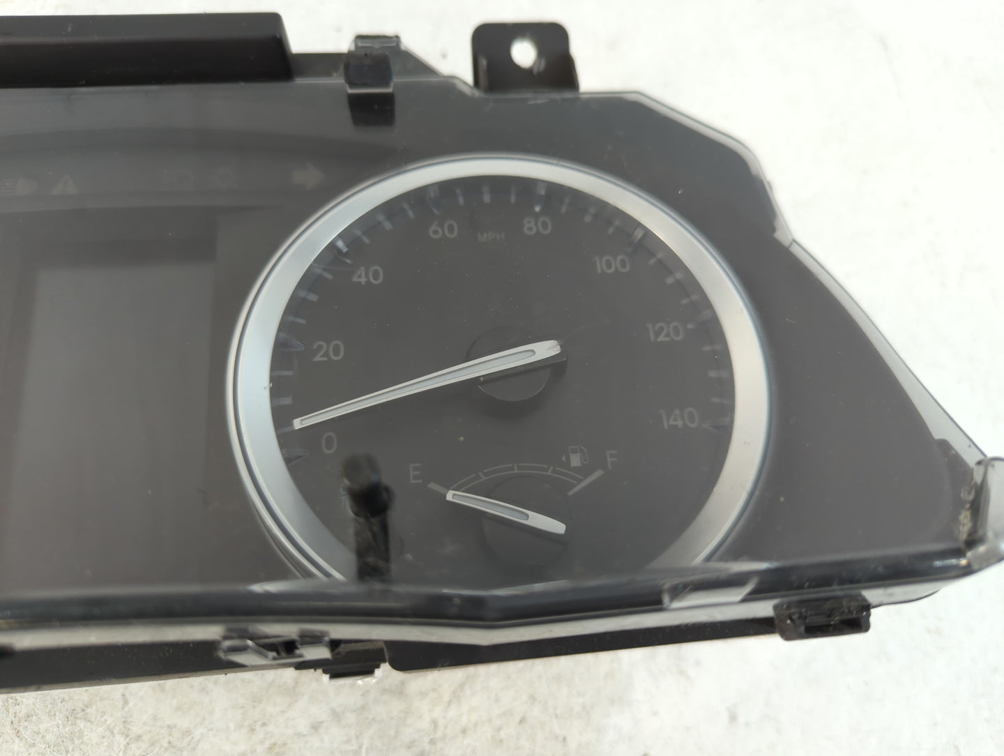 2014-2016 Toyota Highlander Instrument Cluster Speedometer Gauges P/N:TB257490-0515 83800-0E530 Fits Fits 2014 2015 2016 OEM