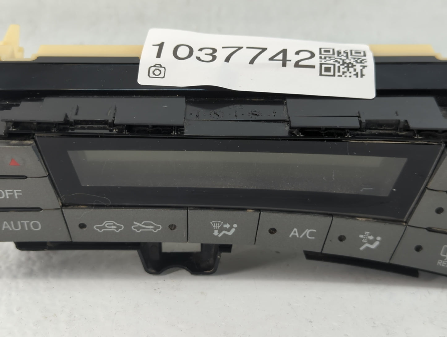 2013-2015 Toyota Prius Climate Control Module Temperature AC/Heater Replacement P/N:75D726 Fits Fits 2013 2014 2015 OEM Used