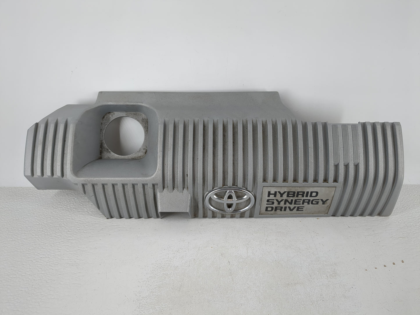 2015 Toyota Prius Engine Cover - Oemusedautoparts1.com