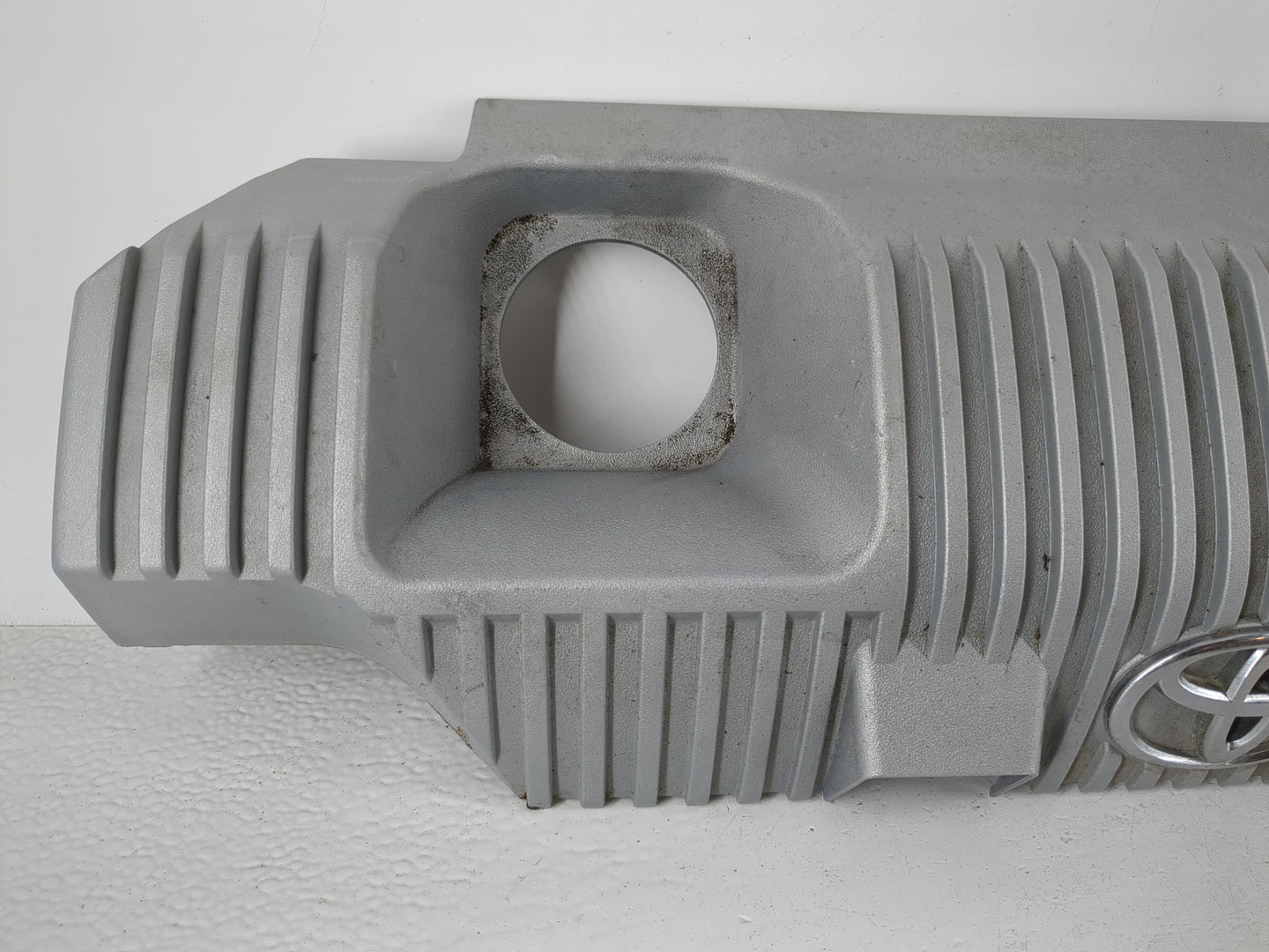 2015 Toyota Prius Engine Cover - Oemusedautoparts1.com