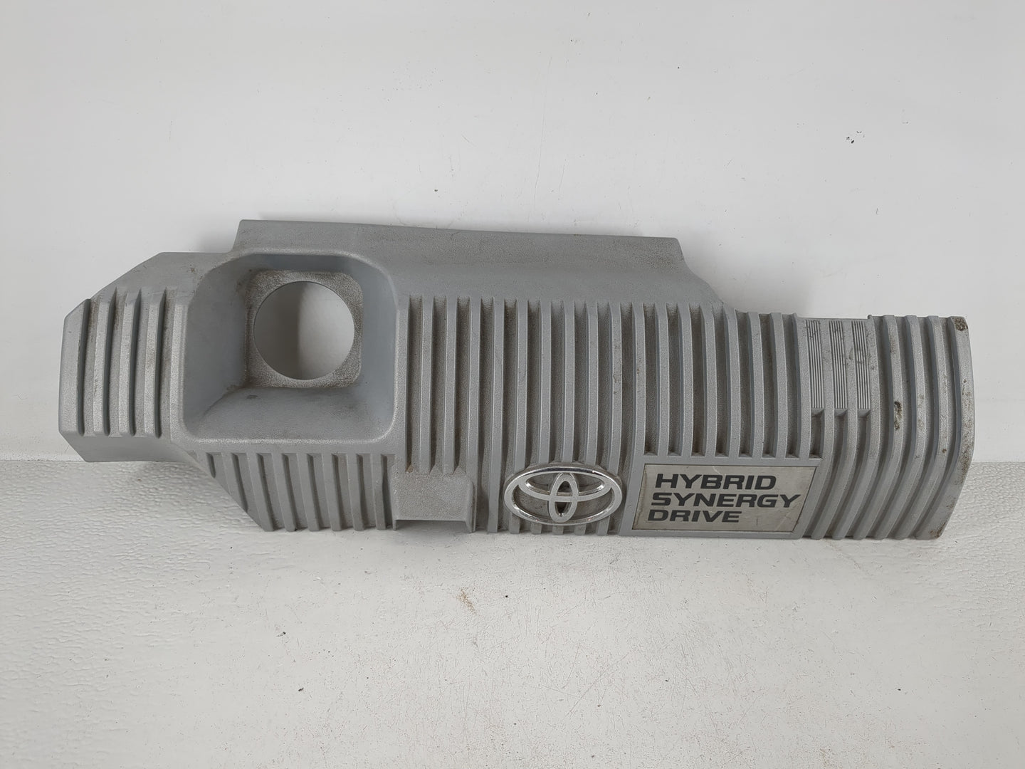 2015 Toyota Prius Engine Cover - Oemusedautoparts1.com