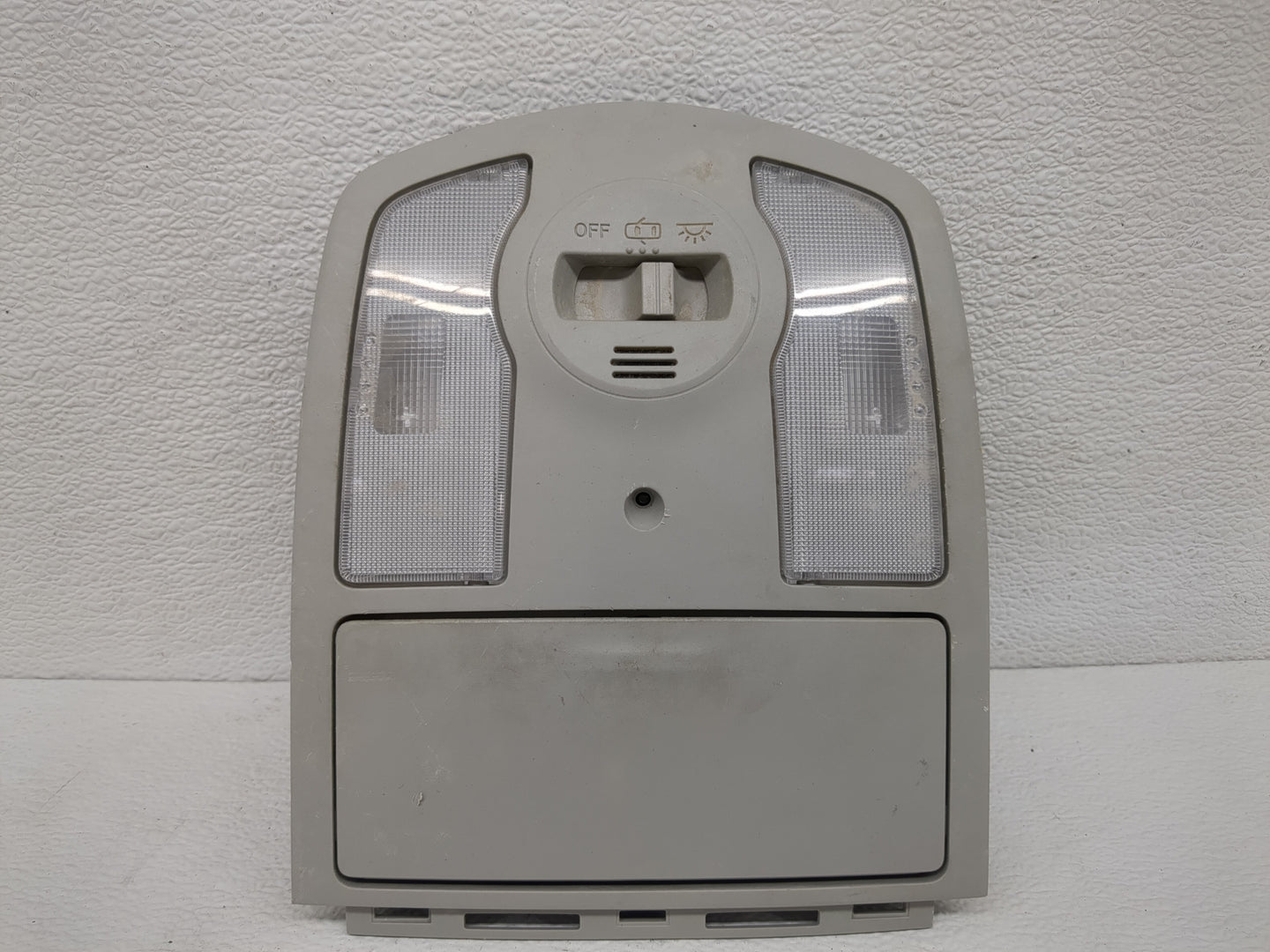 2015 Toyota Prius Overhead Roof Console - Oemusedautoparts1.com