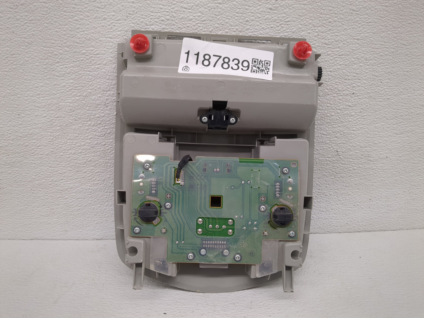 2015 Toyota Prius Overhead Roof Console - Oemusedautoparts1.com