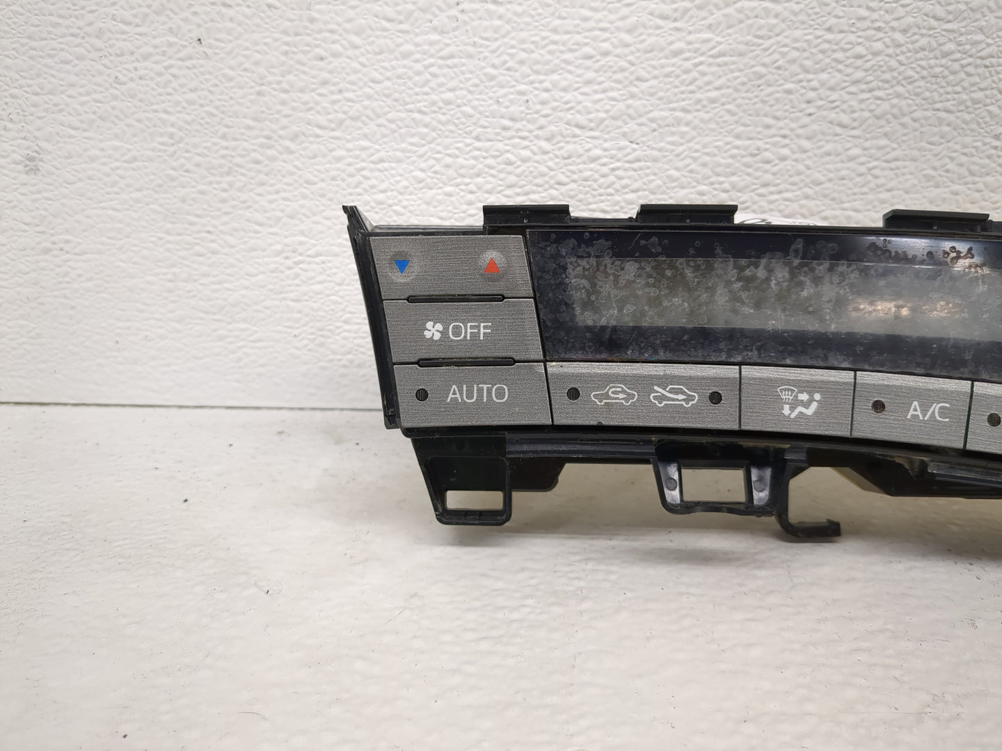 2013-2015 Toyota Prius Climate Control Module Temperature AC/Heater Replacement P/N:75D726 Fits Fits 2013 2014 2015 OEM Used