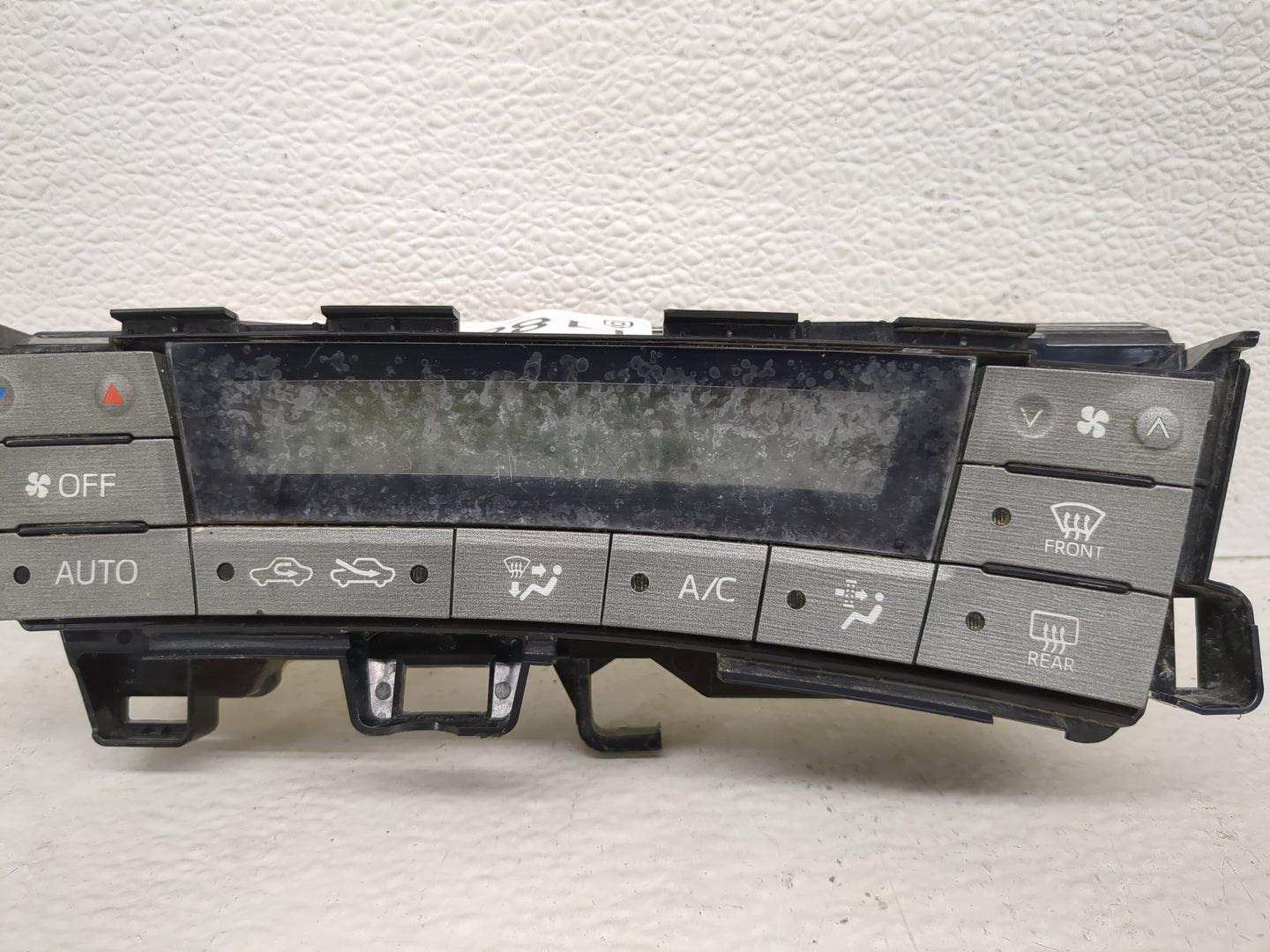 2013-2015 Toyota Prius Climate Control Module Temperature AC/Heater Replacement P/N:75D726 Fits Fits 2013 2014 2015 OEM Used