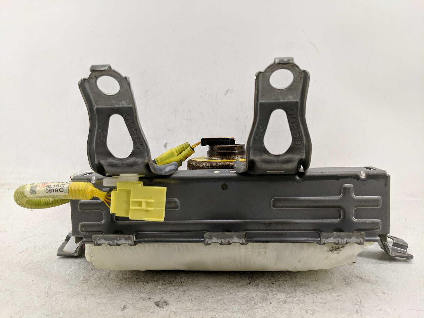 2010-2015 Toyota Prius Driver Curtain Air Bag Oem - Oemusedautoparts1.com