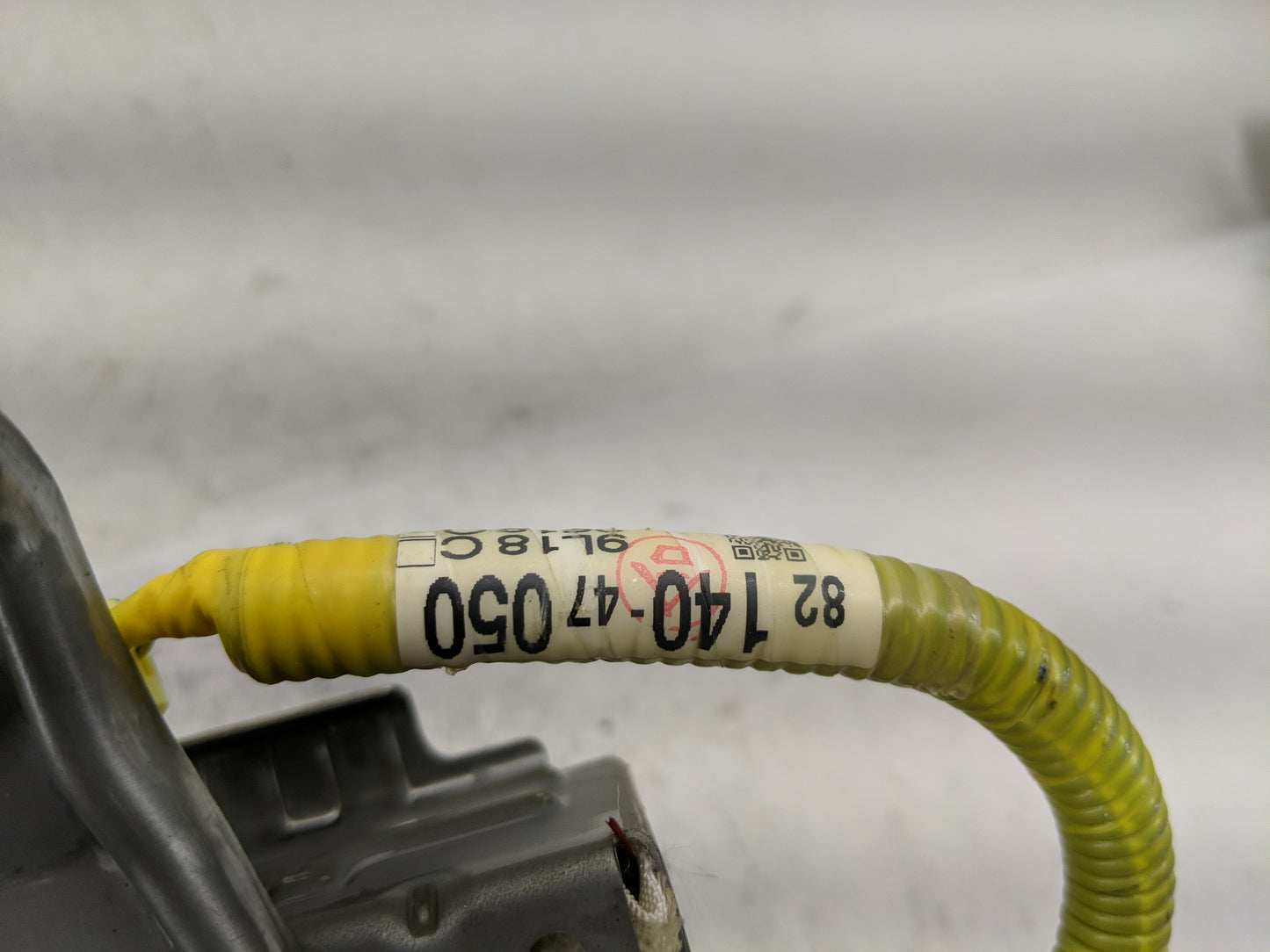 2010-2015 Toyota Prius Driver Curtain Air Bag Oem - Oemusedautoparts1.com