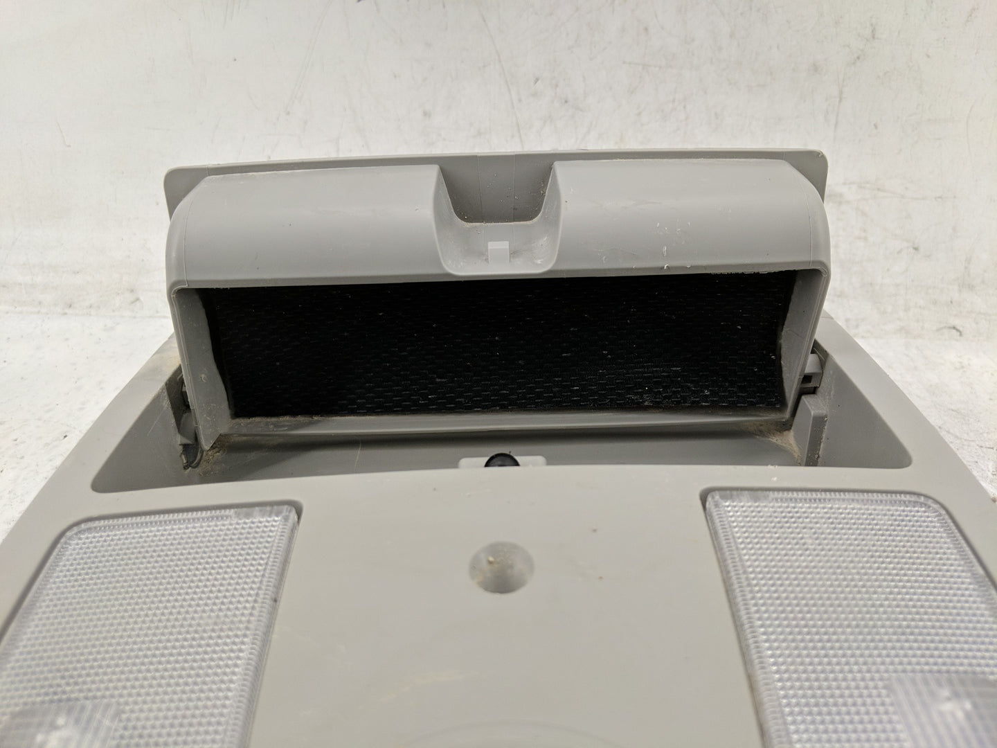 2015 Toyota Prius Overhead Roof Console - Oemusedautoparts1.com
