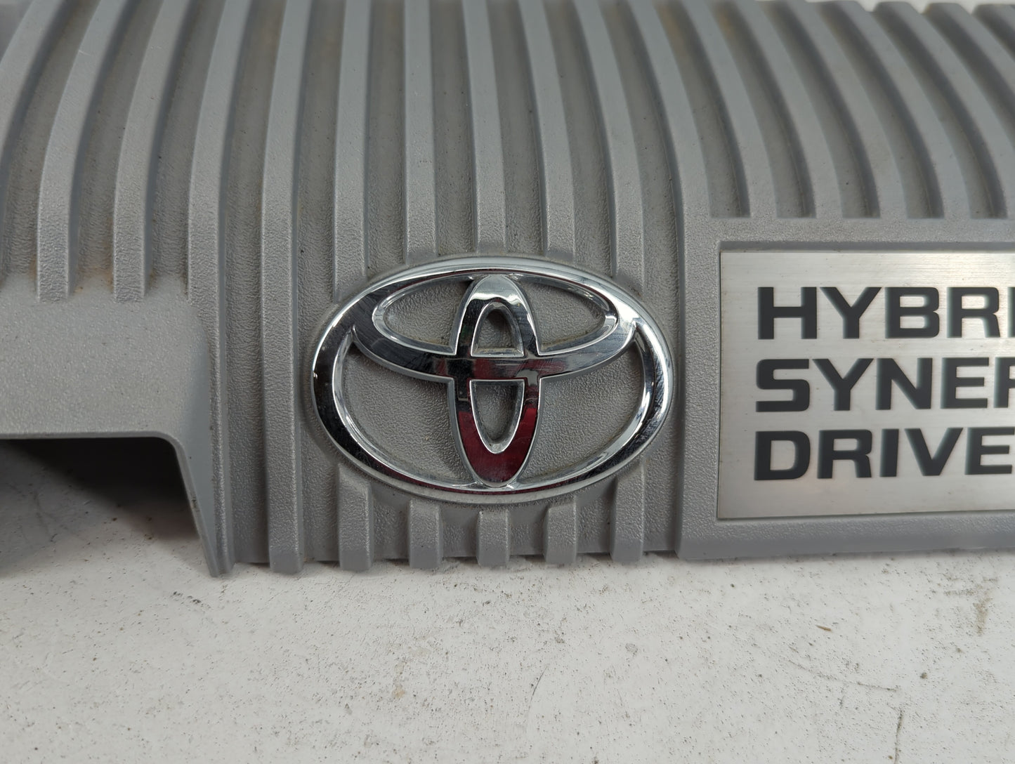 2015 Toyota Prius Engine Cover - Oemusedautoparts1.com