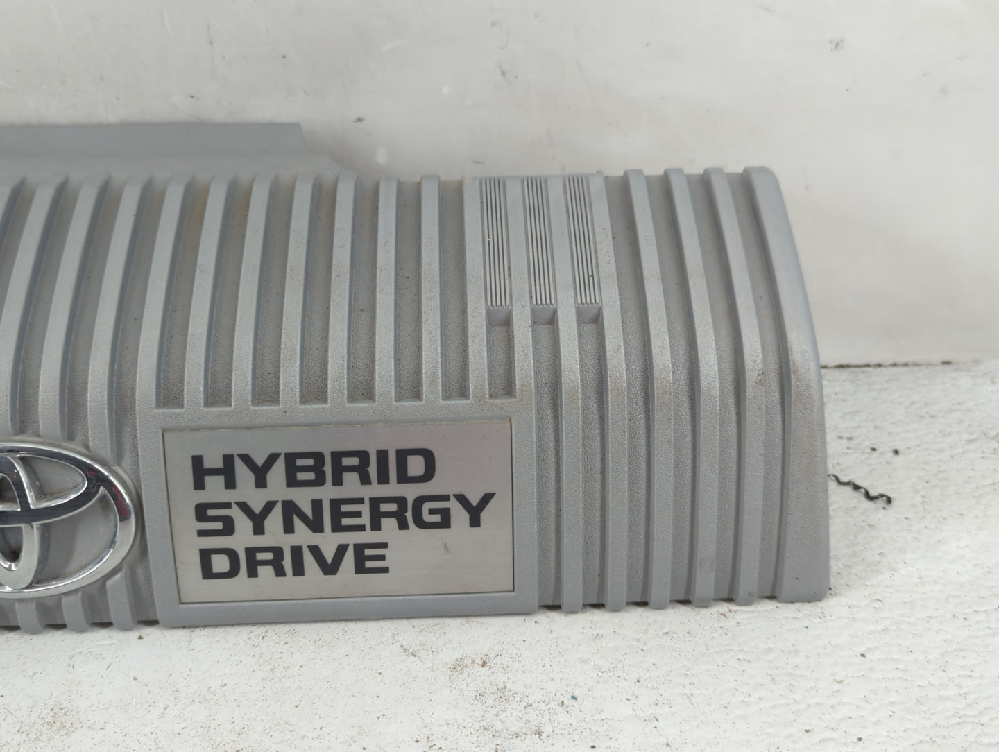 2015 Toyota Prius Engine Cover - Oemusedautoparts1.com