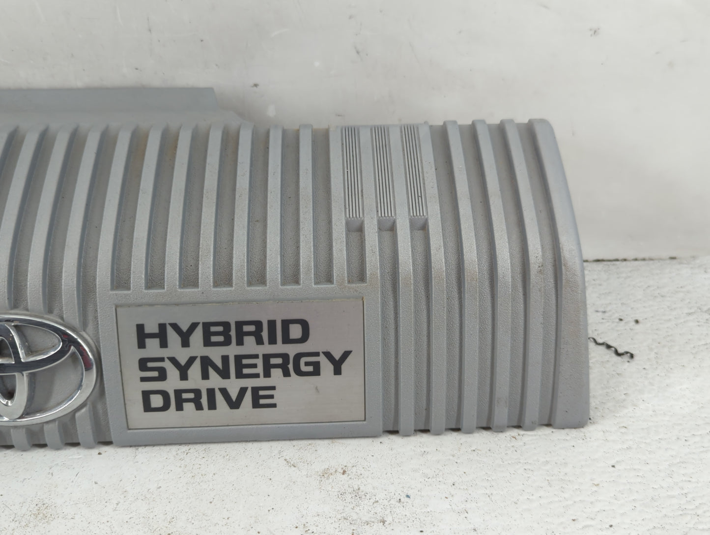 2015 Toyota Prius Engine Cover - Oemusedautoparts1.com