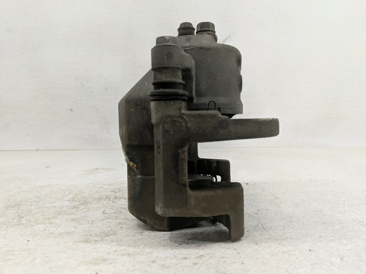 2015 Toyota Prius PCM Engine Control Computer ECU ECM PCU OEM P/N:L34T 18 881D OEM Used Auto Parts - Oemusedautoparts1.com