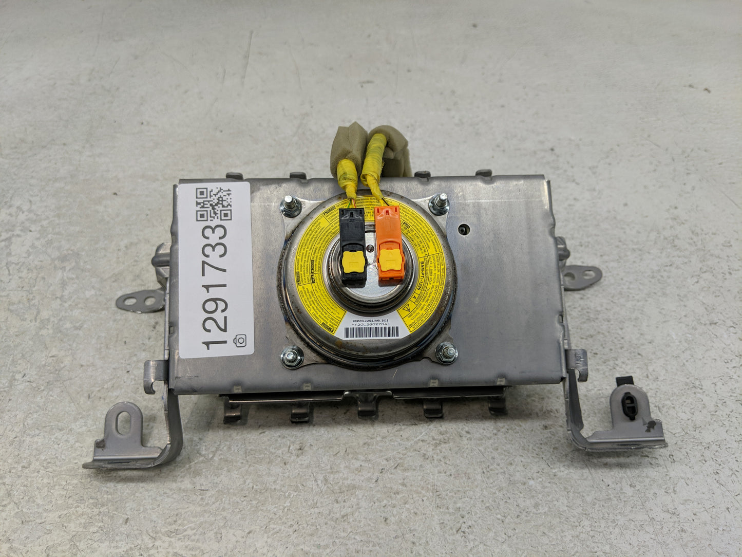 2010-2015 Toyota Prius Air Bag Passenger Right Dashboard OEM Fits Fits 2010 2011 2012 2013 2014 2015 OEM Used Auto Parts - O