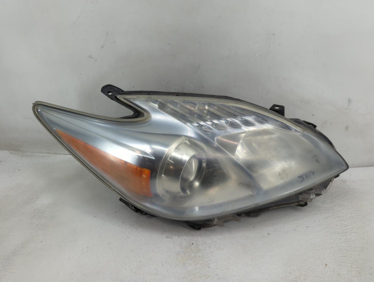 2012-2015 Toyota Prius Passenger Right Oem Head Light Headlight Lamp - Oemusedautoparts1.com