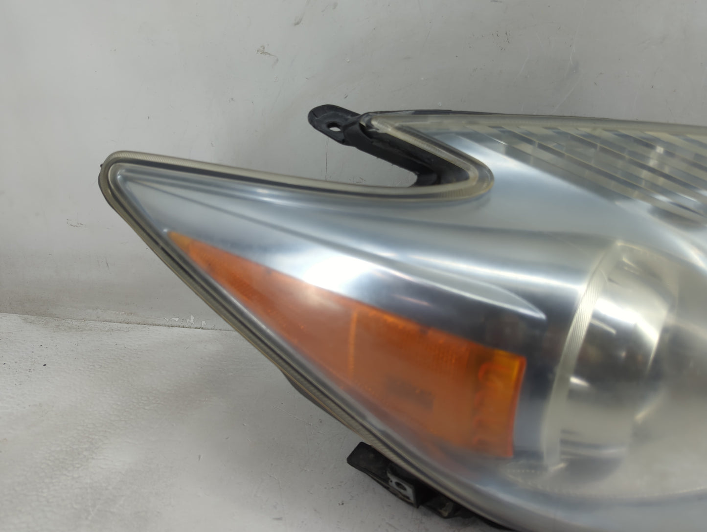2012-2015 Toyota Prius Passenger Right Oem Head Light Headlight Lamp - Oemusedautoparts1.com