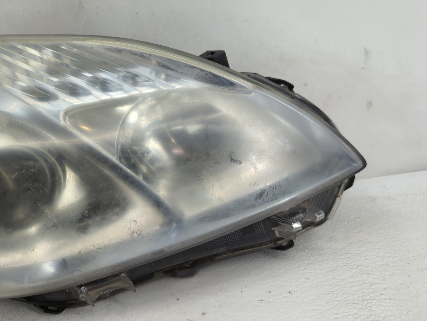 2012-2015 Toyota Prius Passenger Right Oem Head Light Headlight Lamp - Oemusedautoparts1.com