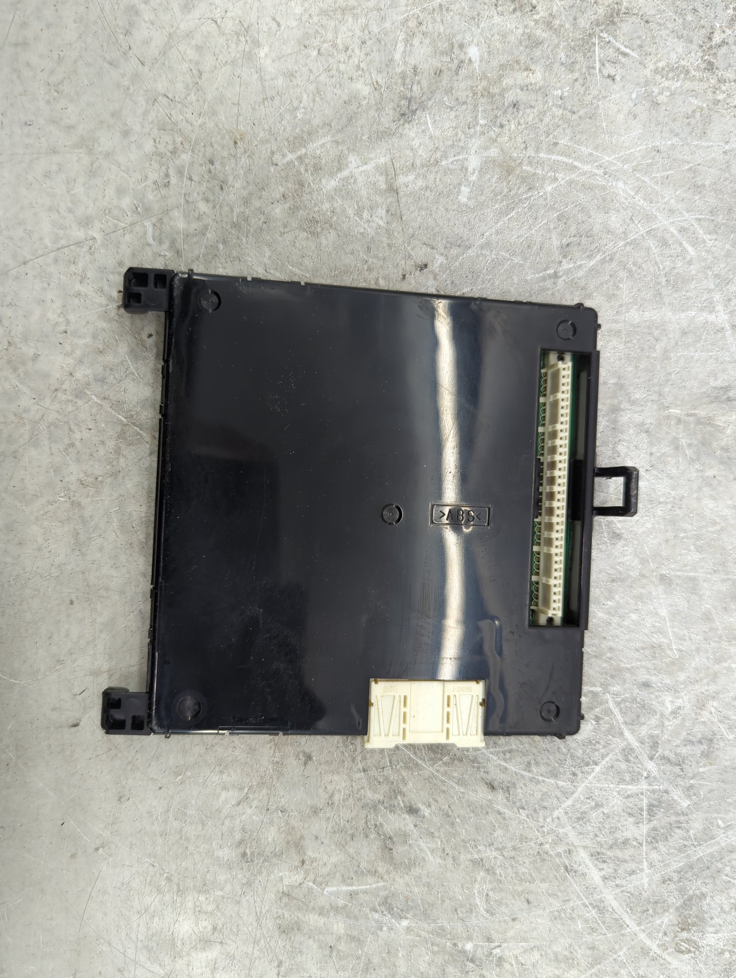 2014-2015 Toyota Prius Multiplex Network Control Module - Oemusedautoparts1.com