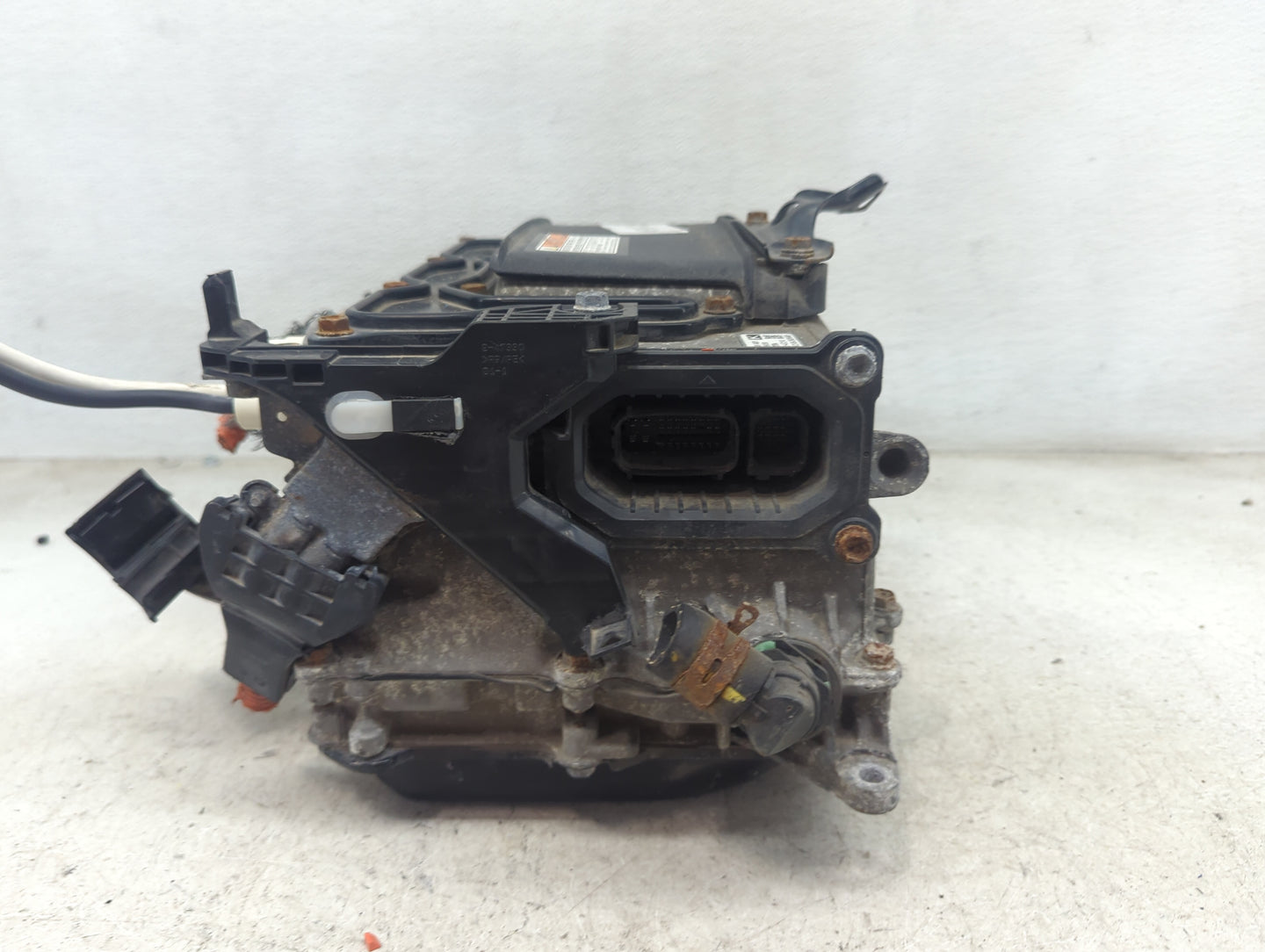 2012-2015 Toyota Prius Hybrid DC Synergy Drive Power Inverter P/N:G9200-47210 Fits Fits 2012 2013 2014 2015 OEM Used Auto Pa