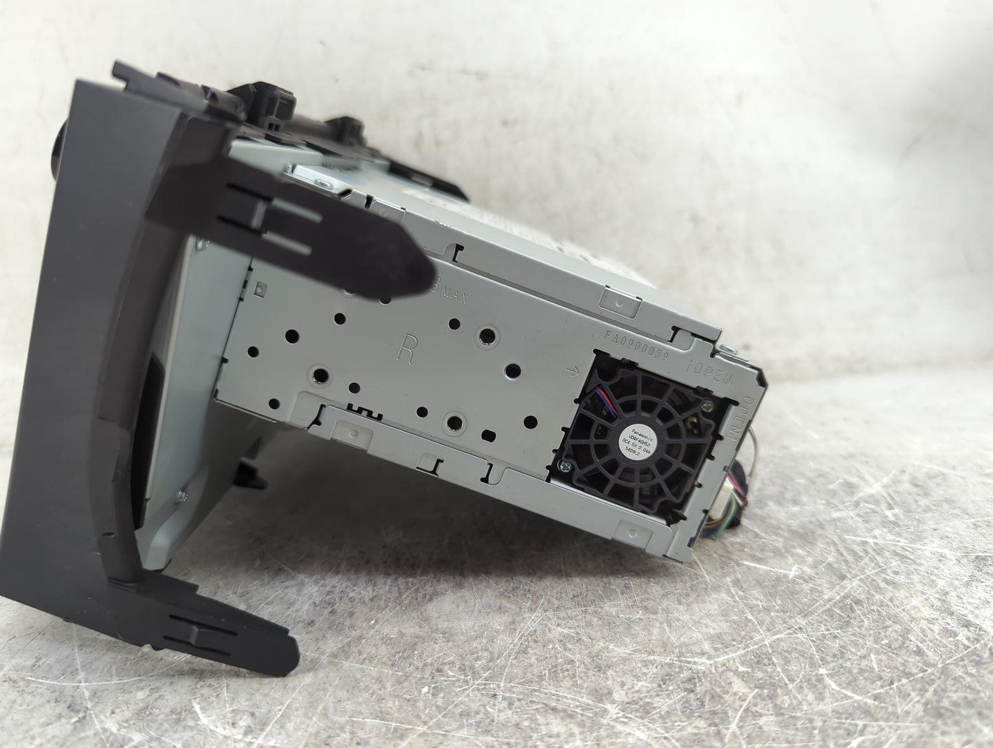 2015-2016 Toyota Prius Radio AM FM Cd Player Receiver Replacement P/N:86100-47421 CQ-XS04E0AJ Fits Fits 2015 2016 OEM Used A
