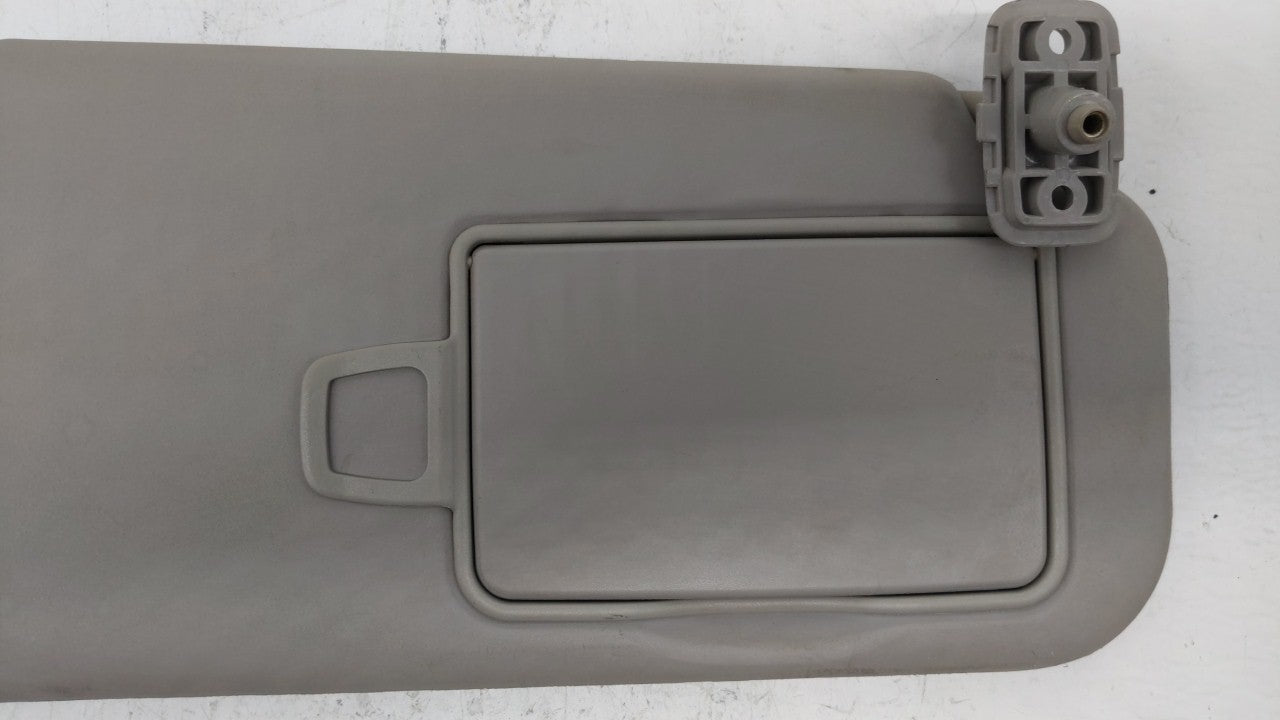 2015 Toyota Prius Sun Visor Shade Replacement Passenger Right Mirror Fits OEM Used Auto Parts - Oemusedautoparts1.com
