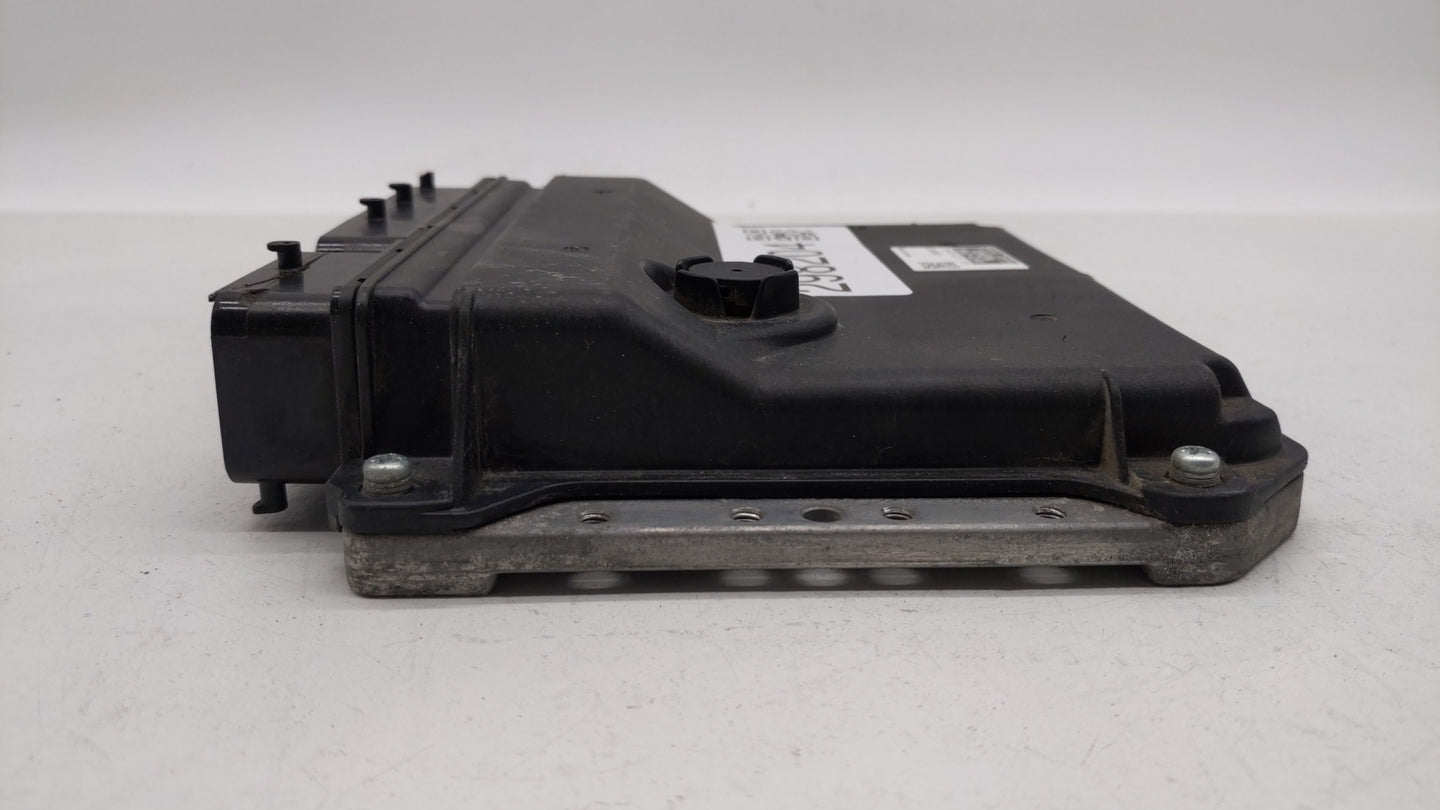 2015 Toyota Prius PCM Engine Control Computer ECU ECM PCU OEM P/N:89661-47590 89661-47591 Fits OEM Used Auto Parts - Oemused