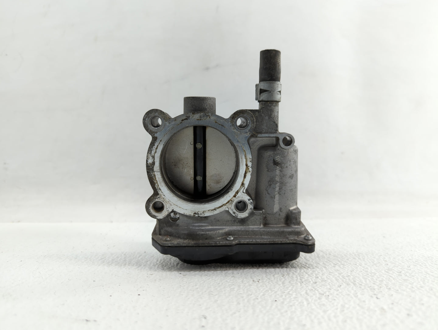 2010-2018 Toyota Prius Throttle Body P/N:22030-37060 Fits Fits 2010 2011 2012 2013 2014 2015 2016 2017 2018 OEM Used Auto Pa