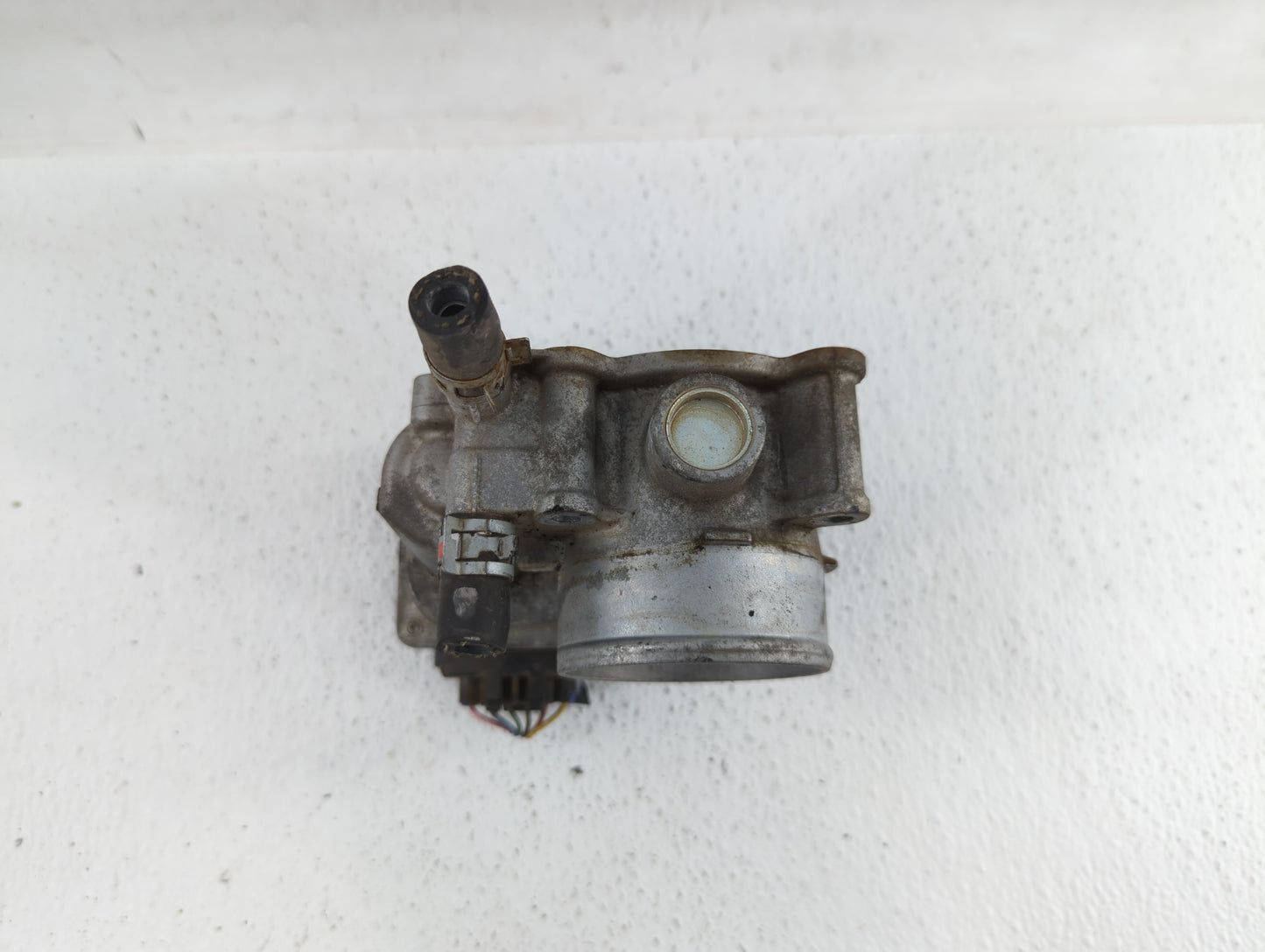 2010-2018 Toyota Prius Throttle Body P/N:22030-37060 Fits Fits 2010 2011 2012 2013 2014 2015 2016 2017 2018 OEM Used Auto Pa
