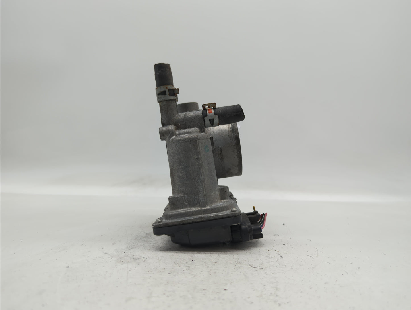 2010-2022 Toyota Prius Throttle Body P/N:22030-37060 Fits Fits 2010 2011 2012 2013 2014 2015 2016 2017 2018 2019 2020 2021 2
