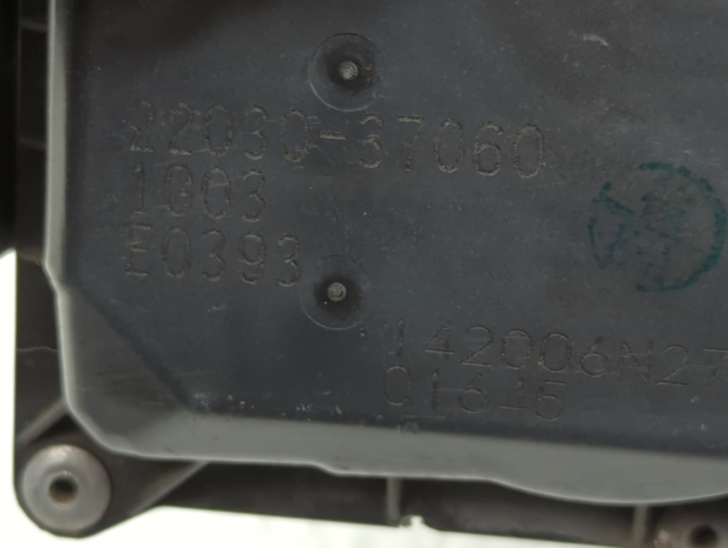 2010-2022 Toyota Prius Throttle Body P/N:22030-37060 Fits Fits 2010 2011 2012 2013 2014 2015 2016 2017 2018 2019 2020 2021 2