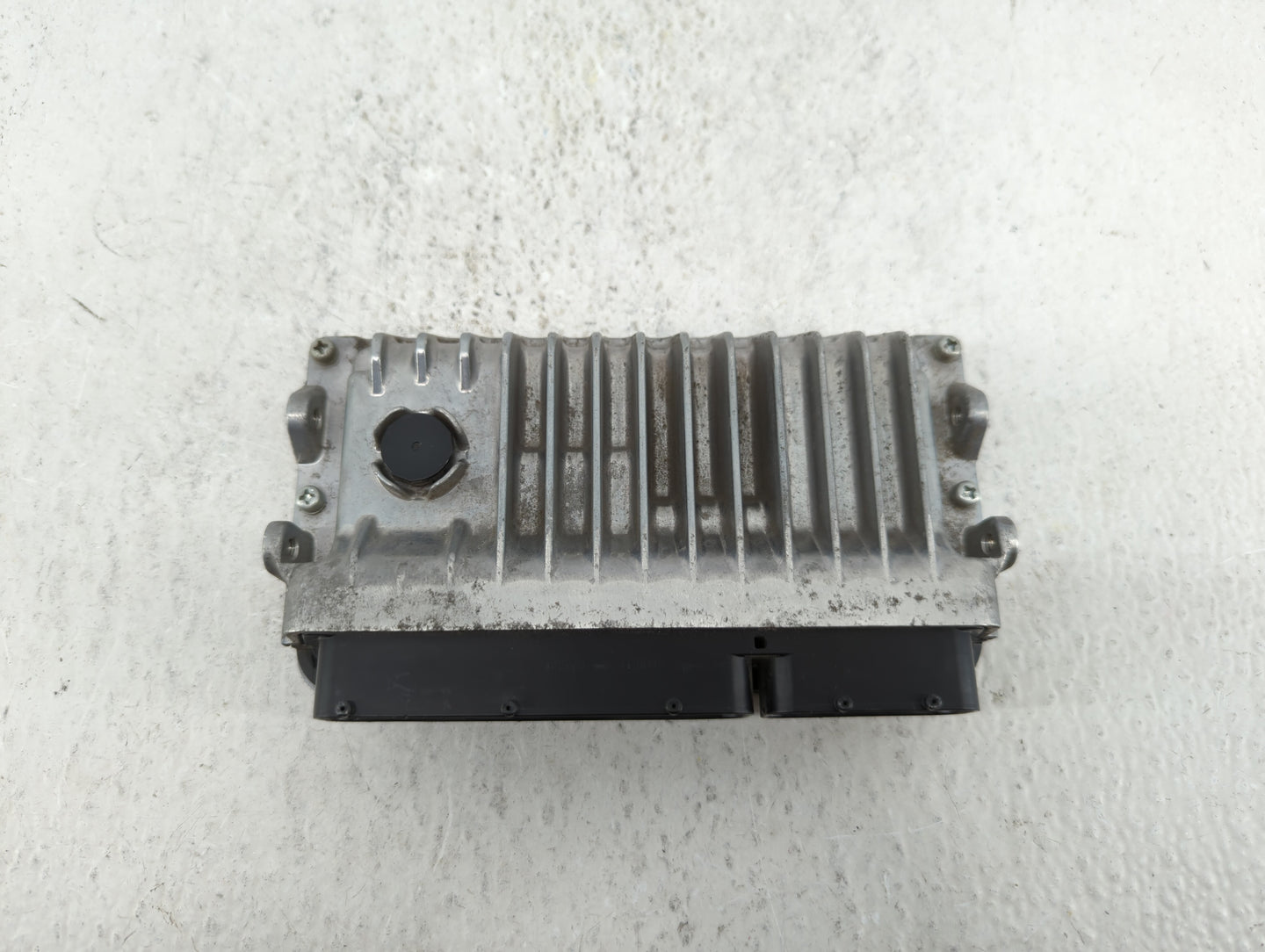 2015 Toyota Prius PCM Engine Control Computer ECU ECM PCU OEM P/N:89661-5C331 89661-5C332 Fits OEM Used Auto Parts - Oemused