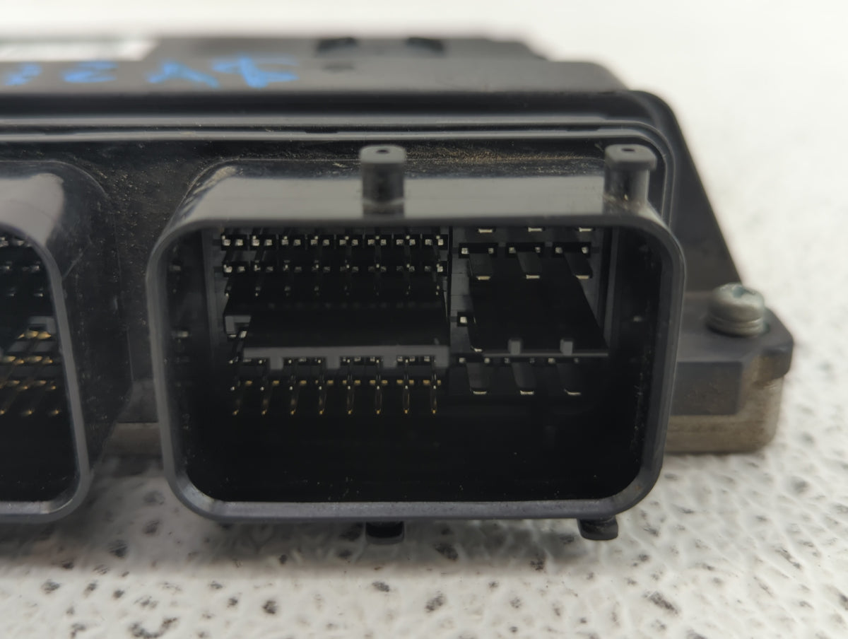 2015 Toyota Prius PCM Engine Control Computer ECU ECM PCU OEM P/N:89661-47590 89661-47591 OEM Used Auto Parts - Oemusedautop