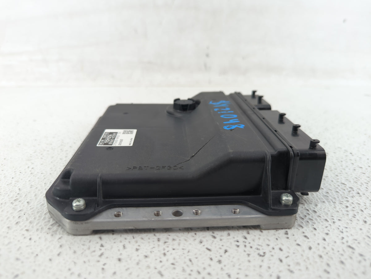 2015 Toyota Prius PCM Engine Control Computer ECU ECM PCU OEM P/N:89661-47590 89661-47591 OEM Used Auto Parts - Oemusedautop