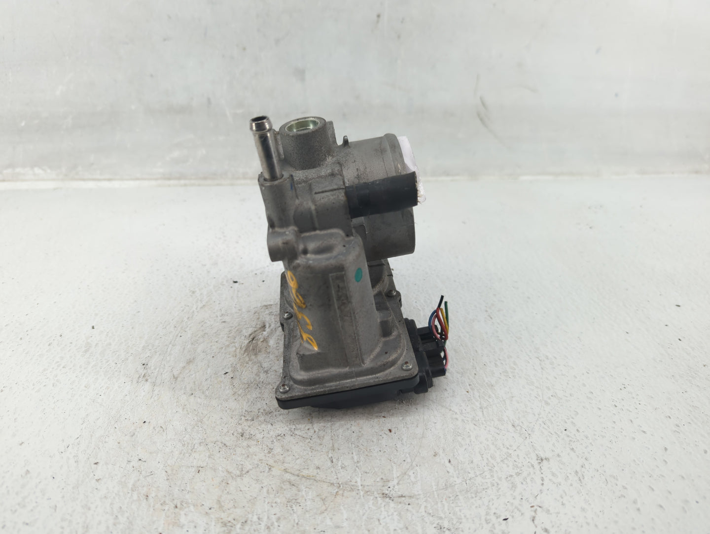 2010-2022 Toyota Prius Throttle Body P/N:22030-37060 Fits Fits 2010 2011 2012 2013 2014 2015 2016 2017 2018 2019 2020 2021 2