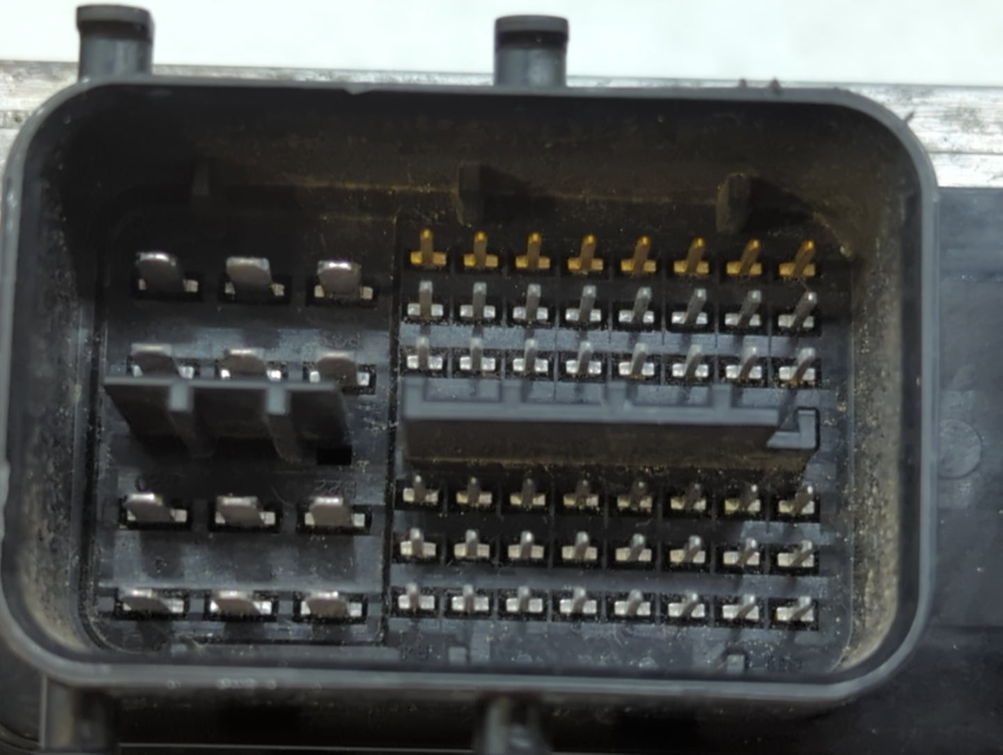 2015 Toyota Prius PCM Engine Control Computer ECU ECM PCU OEM P/N:89661-47591 Fits OEM Used Auto Parts - Oemusedautoparts1.c
