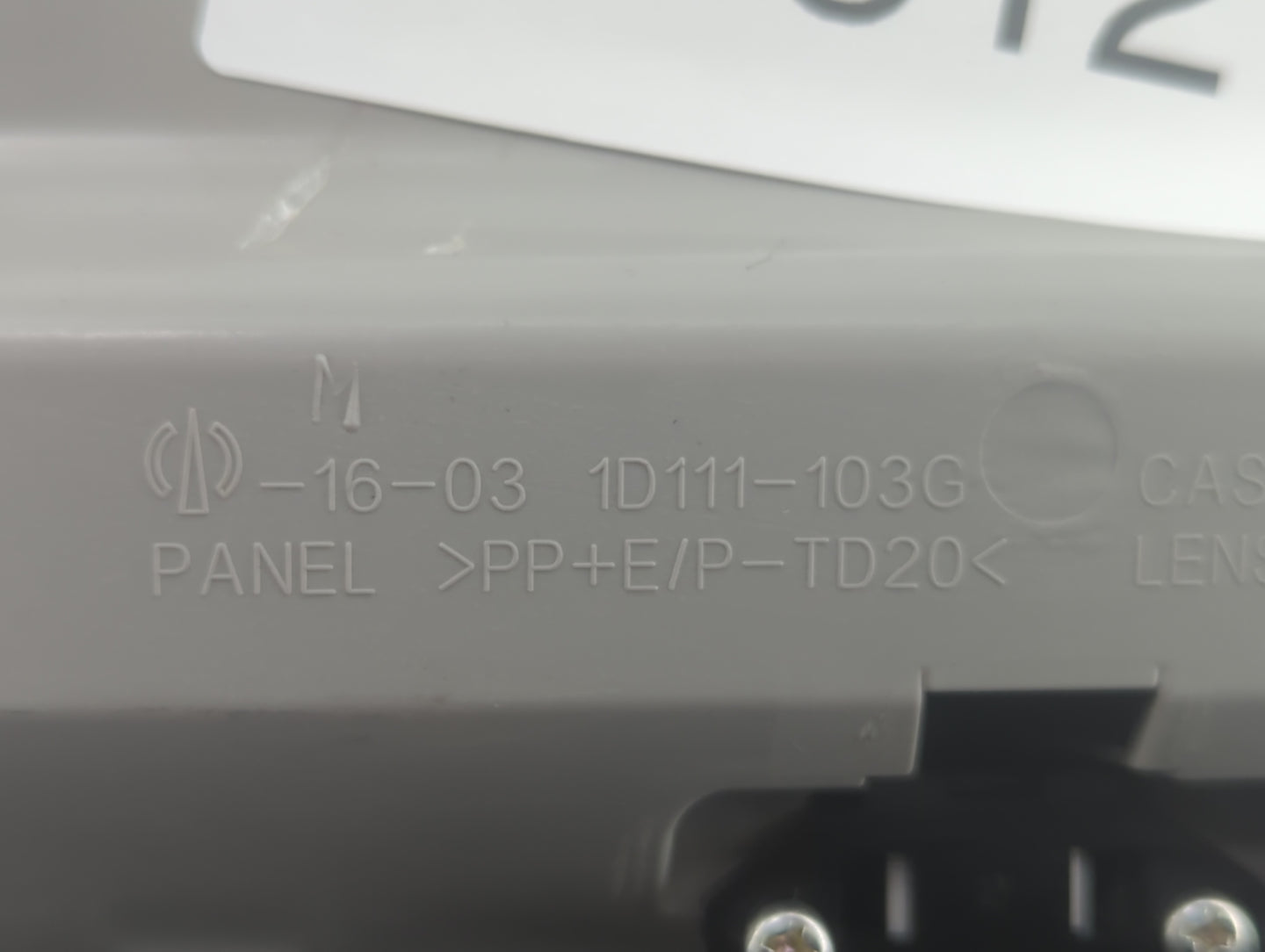 2015 Toyota Prius Overhead Roof Console - Oemusedautoparts1.com