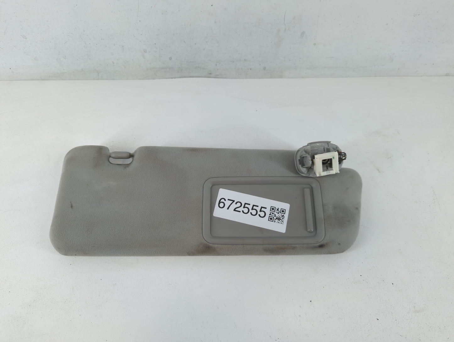 2010-2015 Toyota Prius Sun Visor Shade Replacement Passenger Right Mirror Fits Fits 2010 2011 2012 2013 2014 2015 OEM Used A