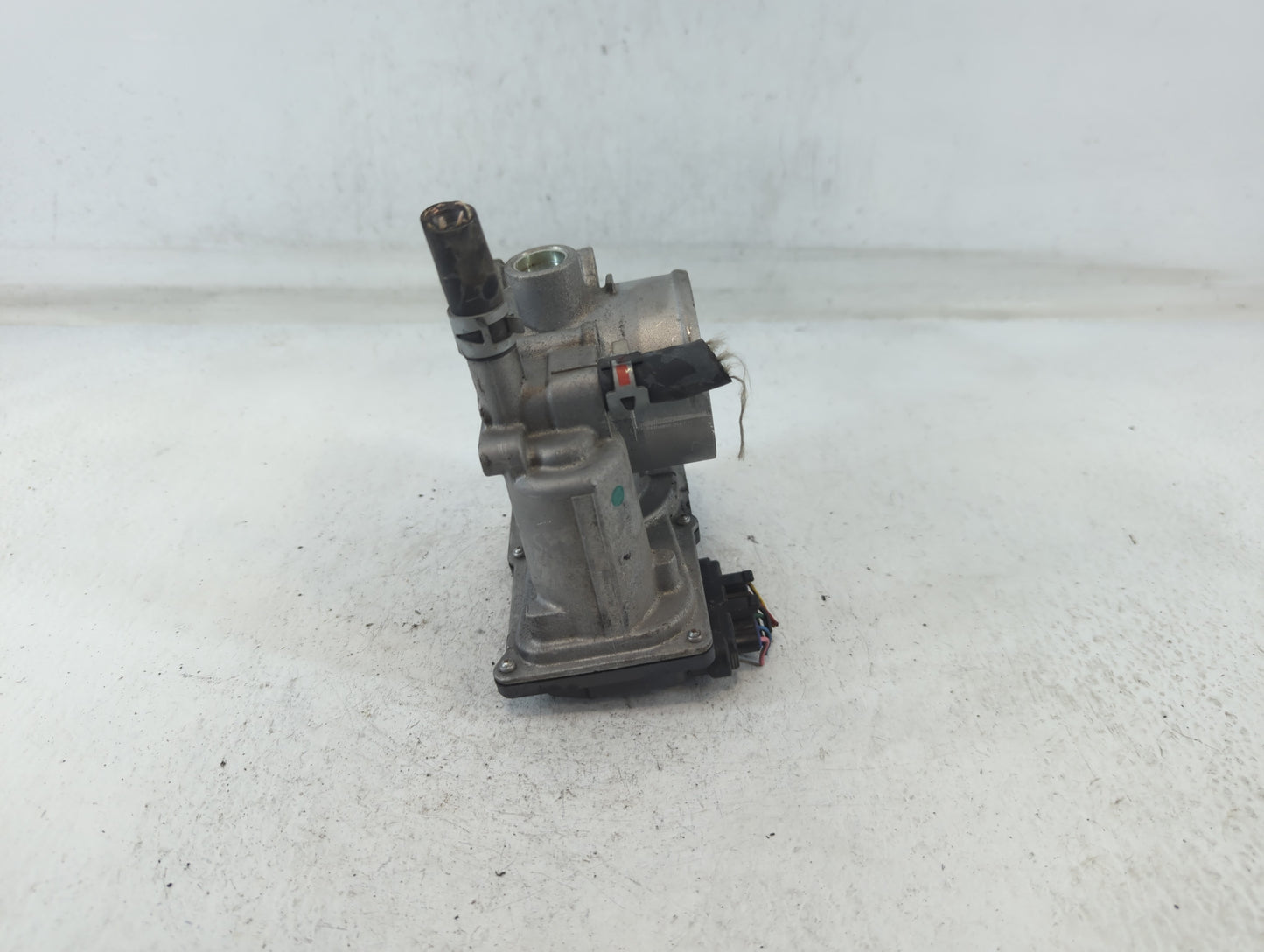 2010-2022 Toyota Prius Throttle Body P/N:22030-37060 Fits Fits 2010 2011 2012 2013 2014 2015 2016 2017 2018 2019 2020 2021 2