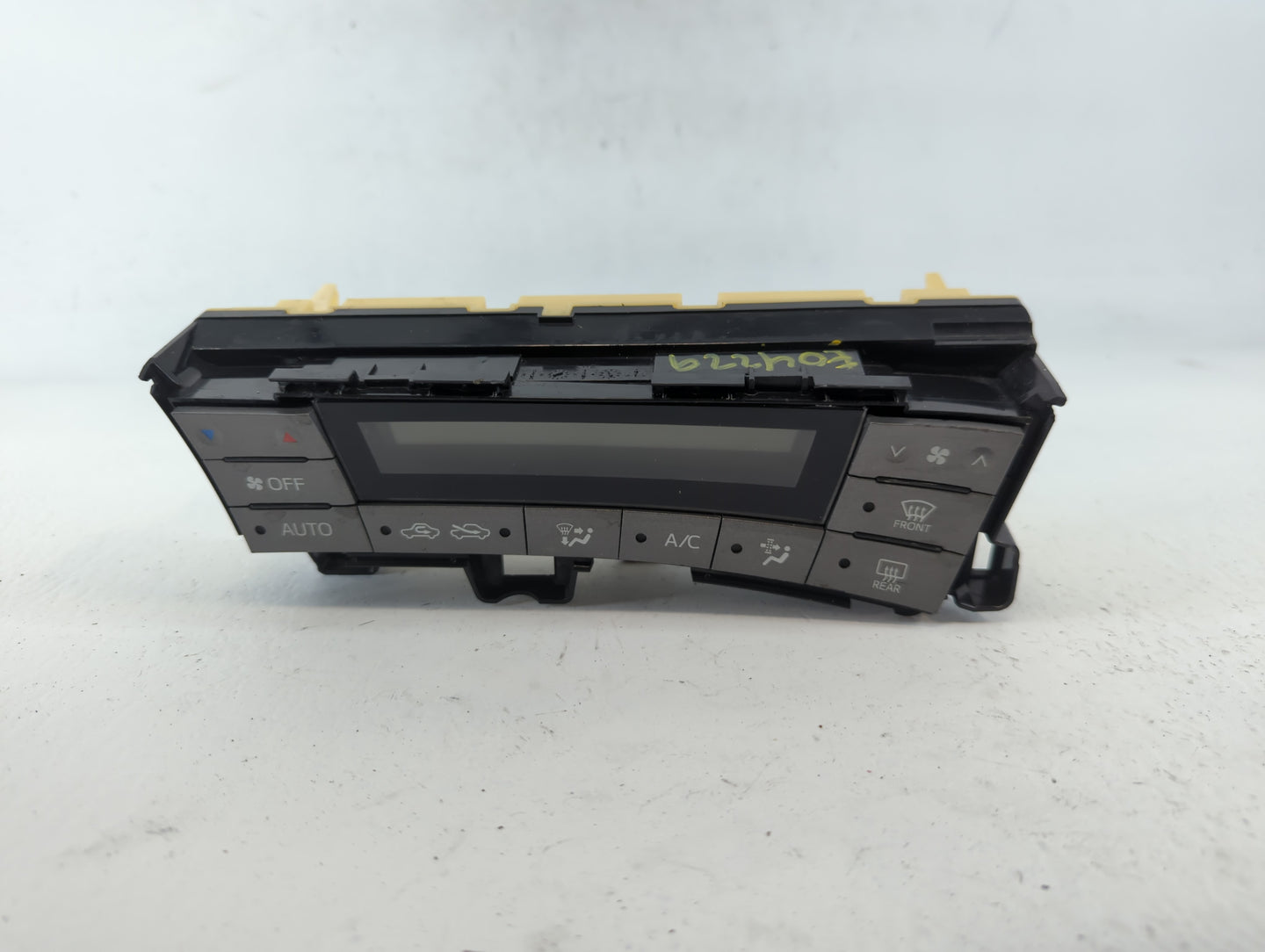 2015 Toyota Prius Climate Control Module Temperature AC/Heater Replacement P/N:75D726 Fits OEM Used Auto Parts - Oemusedauto