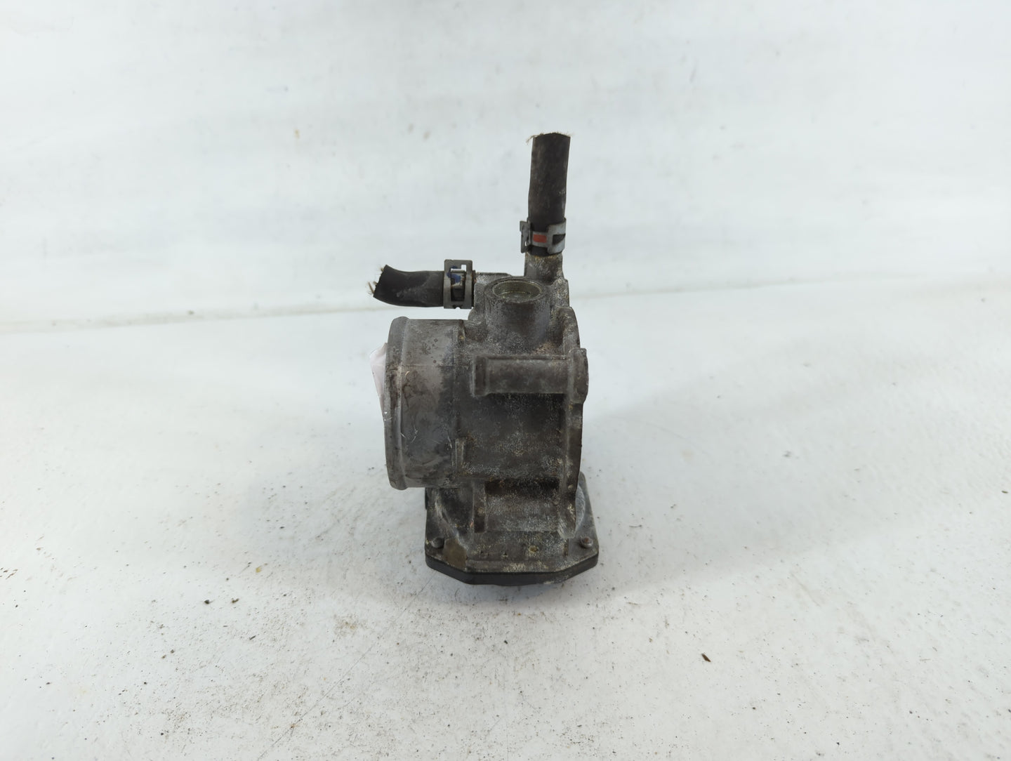 2010-2022 Toyota Prius Throttle Body P/N:22030-37060 Fits Fits 2010 2011 2012 2013 2014 2015 2016 2017 2018 2019 2020 2021 2