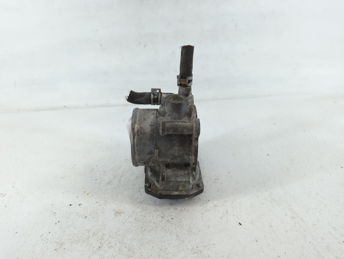 2010-2022 Toyota Prius Throttle Body P/N:22030-37060 Fits Fits 2010 2011 2012 2013 2014 2015 2016 2017 2018 2019 2020 2021 2