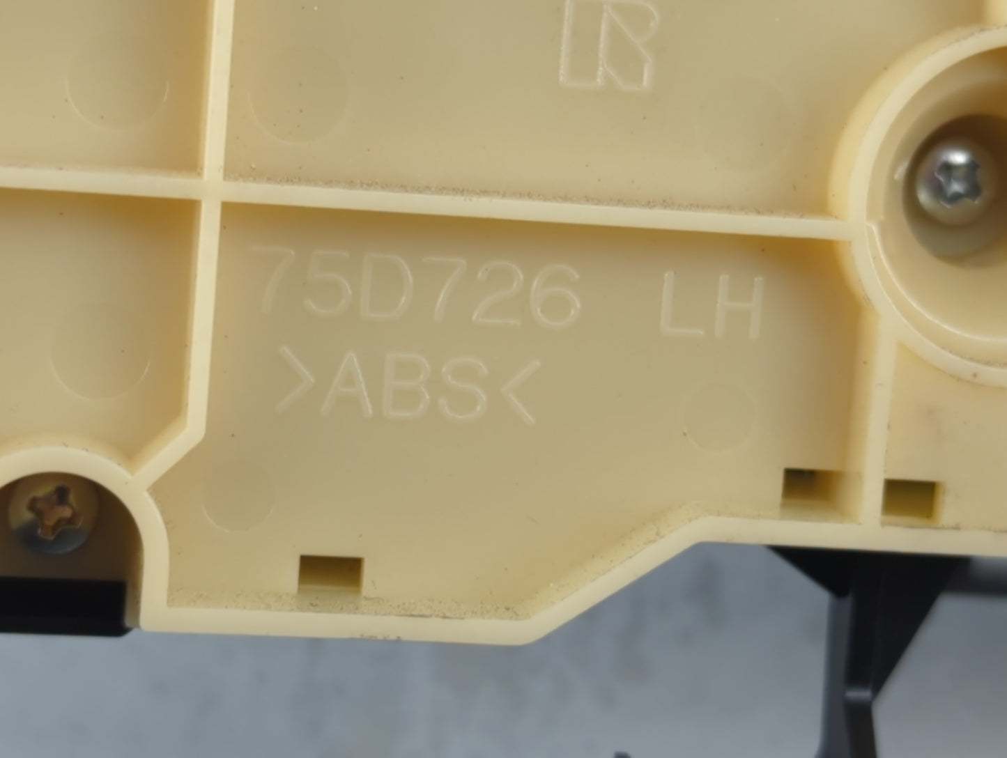 2013-2015 Toyota Prius Climate Control Module Temperature AC/Heater Replacement P/N:75D726 Fits Fits 2013 2014 2015 OEM Used