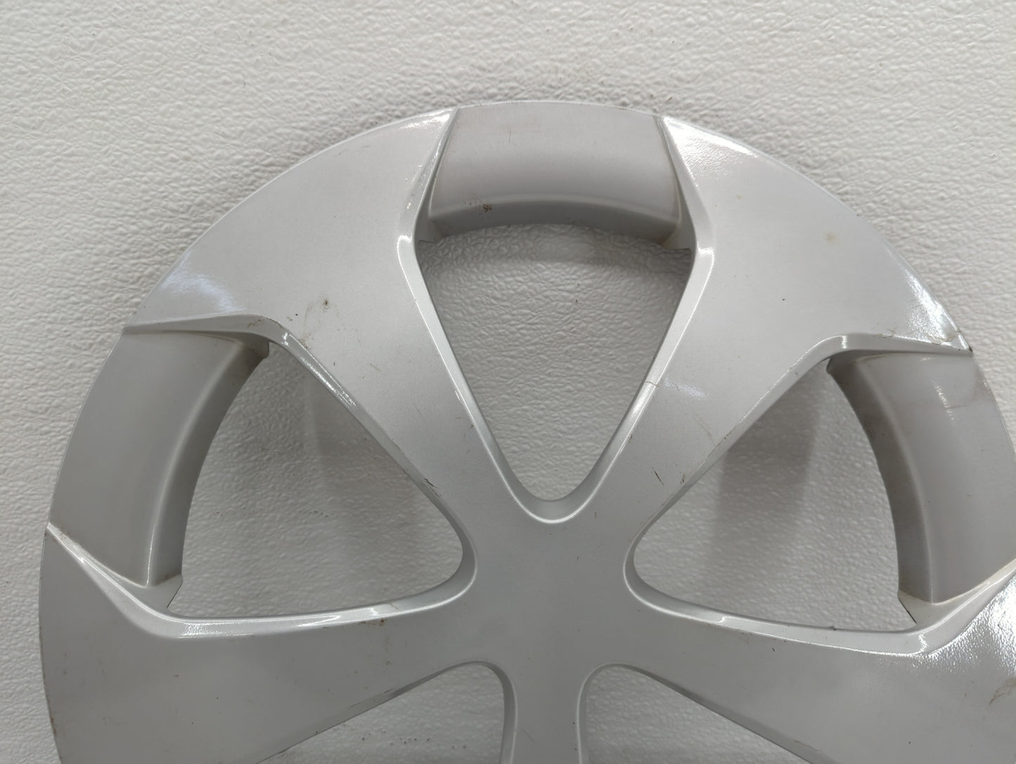 2015 Toyota Prius Rim Wheel Center Cap - Oemusedautoparts1.com