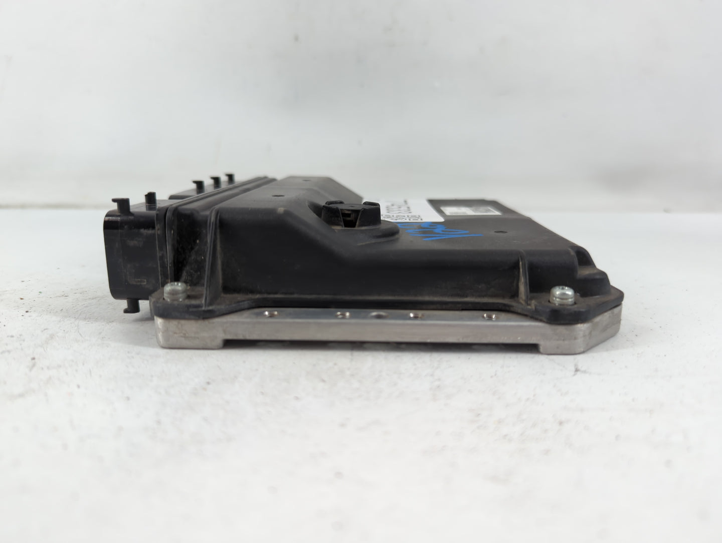 2015 Toyota Prius PCM Engine Control Computer ECU ECM PCU OEM P/N:12V 275600-0011, 89661-47590 Fits OEM Used Auto Parts - Oe