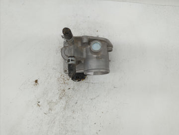2012-2019 Toyota Prius C Throttle Body P/N:22030-47040 Fits Fits 2012 2013 2014 2015 2016 2017 2018 2019 OEM Used Auto Parts