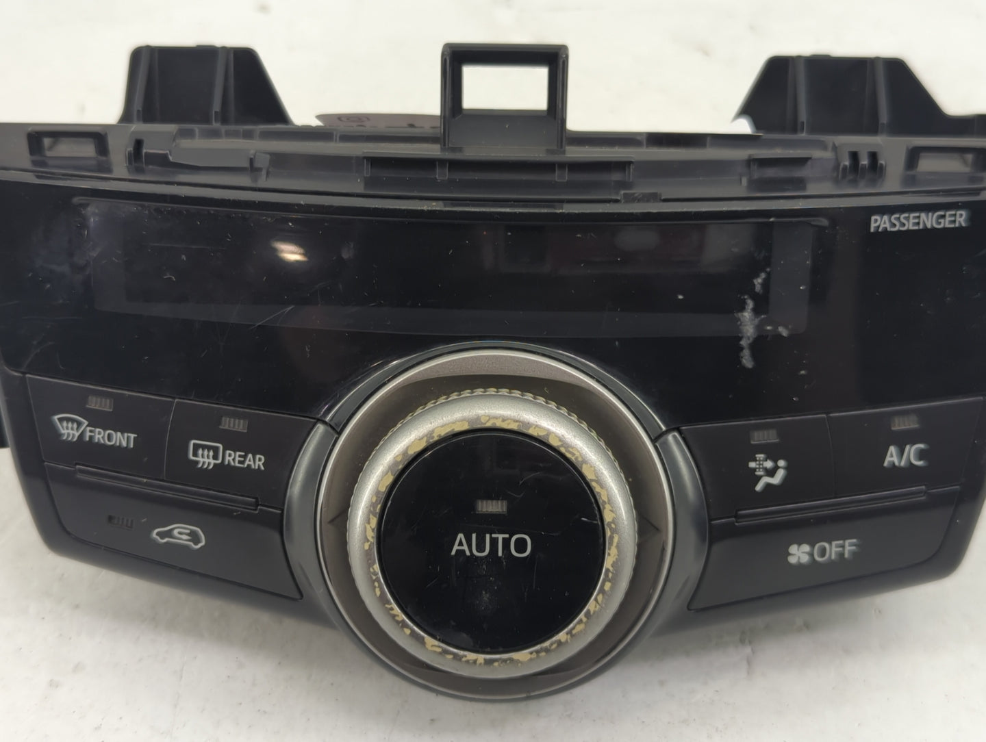 2015-2018 Toyota Prius V Climate Control Module Temperature AC/Heater Replacement P/N:55900-47151 237000-6632 Fits OEM Used 