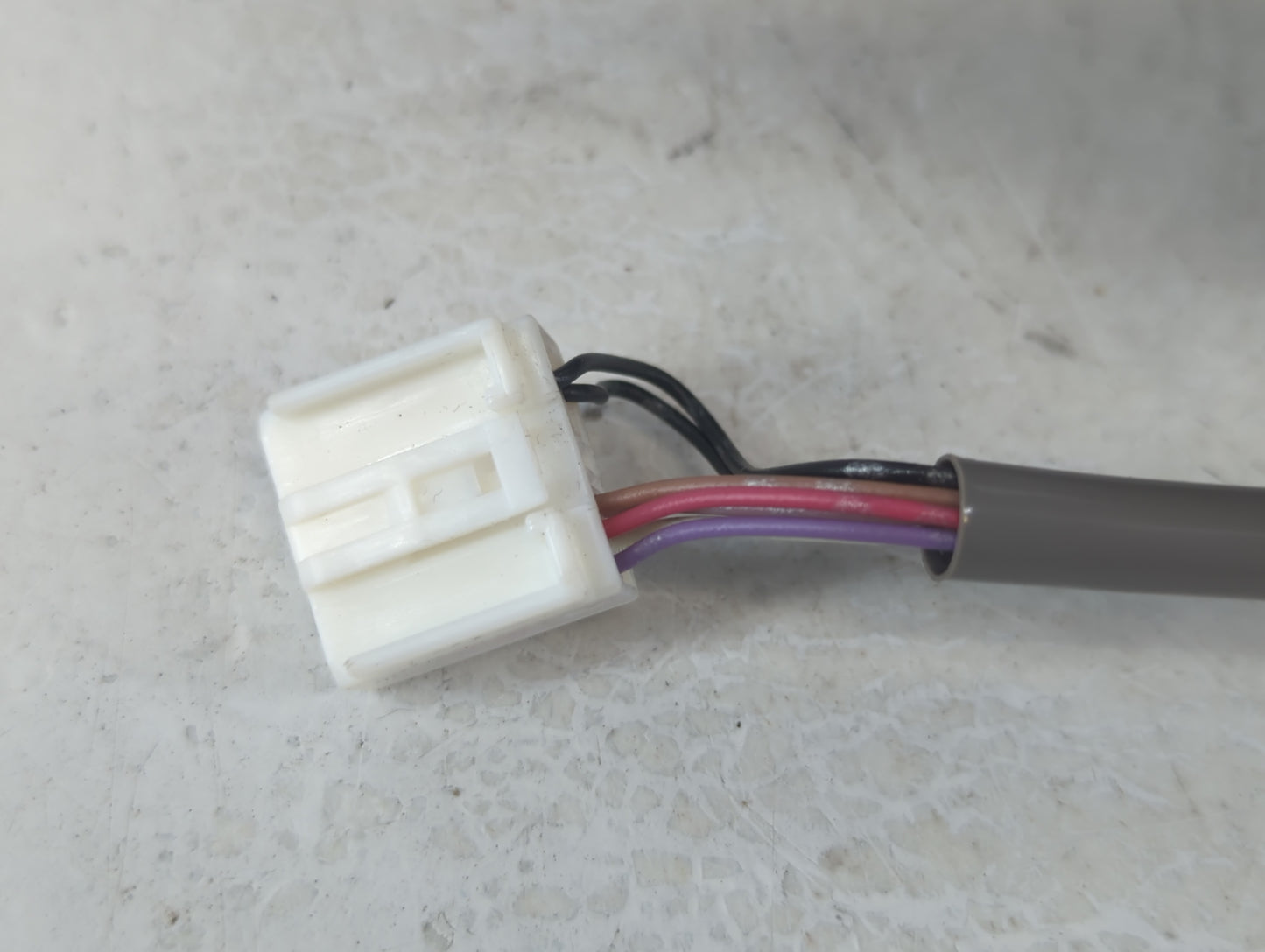 2015 Toyota Rav4 Driver Side View Mirror - Left Door Mirror OEM Used - Oemusedautoparts1.com